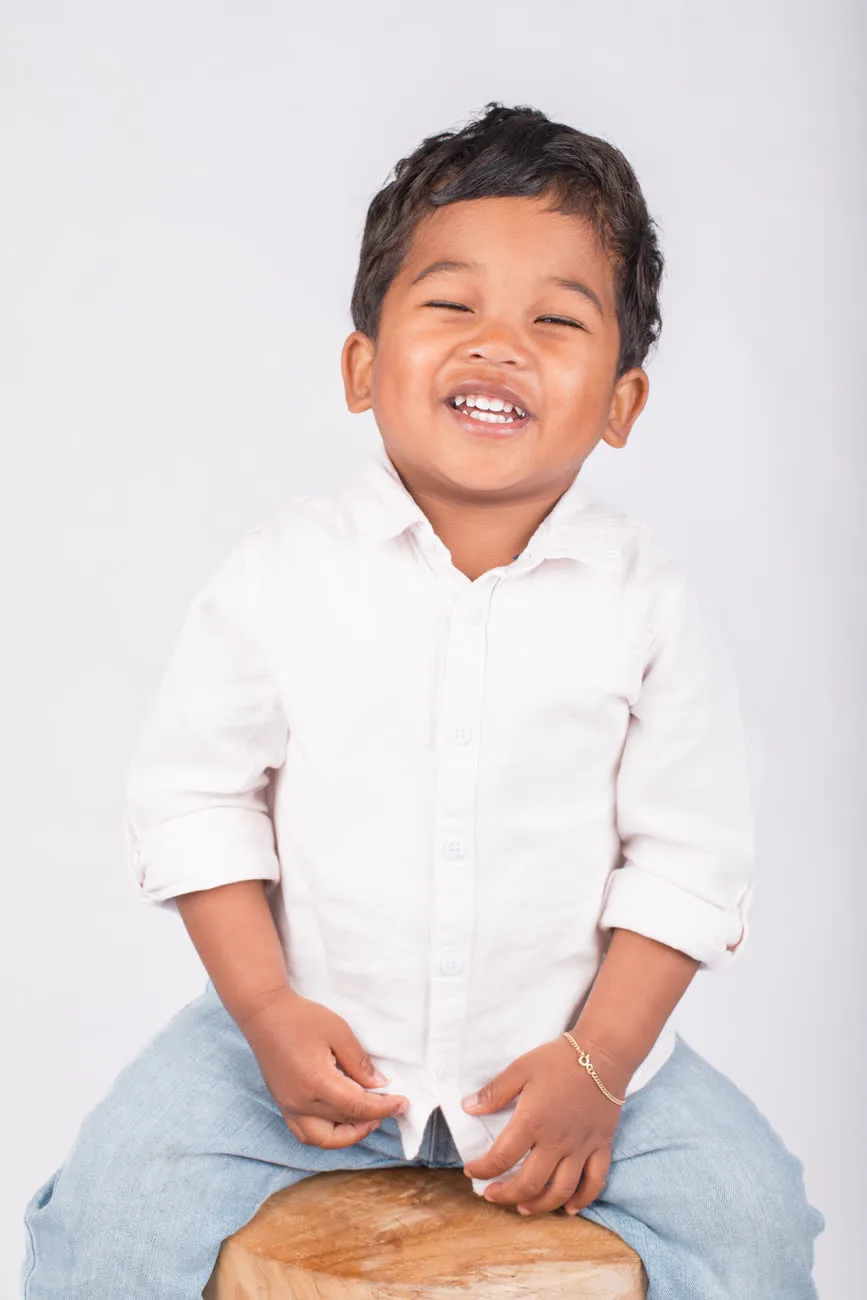 Séance photo enfant en studio — Amour et Lumière